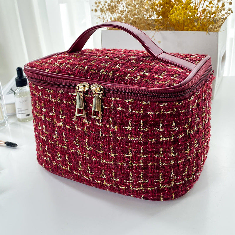 Die Pariser Kosmetiktasche